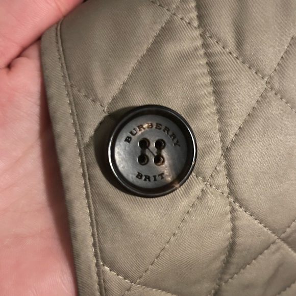 Women’s Burberry Quilted Coat -XS - Picture 6 of 7